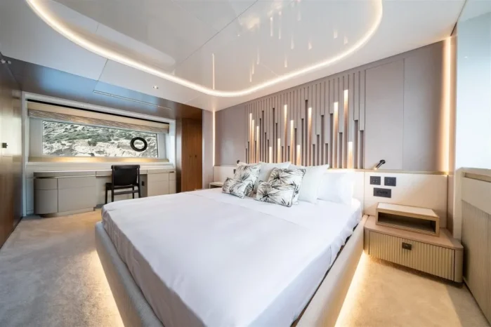 Sunseeker 82 Ocean