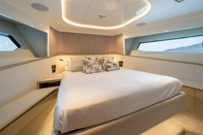 Sunseeker 82 Ocean