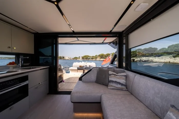 Sunseeker Predator 55
