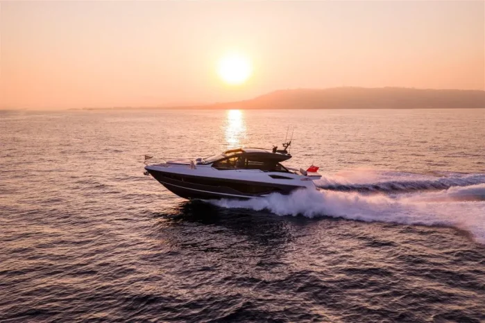 Sunseeker Predator 55