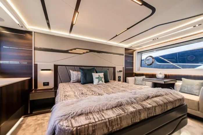Sunseeker Predator 65